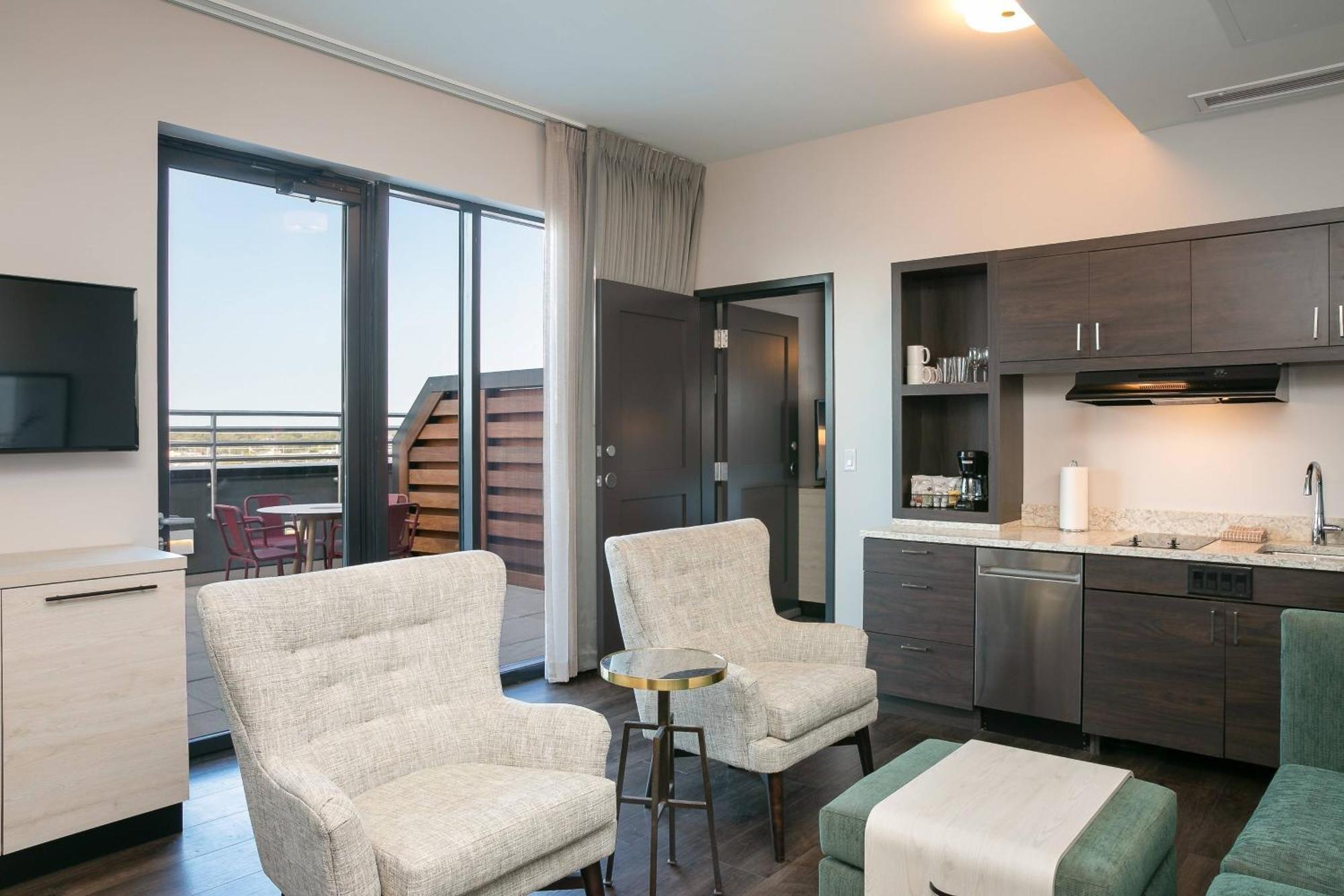Hotel Towneplace Downtown/capitol District